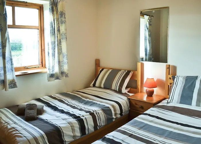 Meadow Cottage - Uk45882